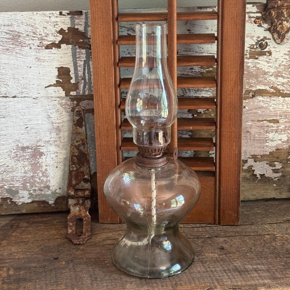 Vintage Clear Glass Oil Lamp Rustic Weathered Metal Burner Hurricane Light